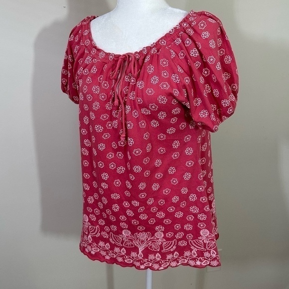 Susan Lawrence Tops - Susan Lawrence sz med top boho style in a Cotten blend. The color is a salmon